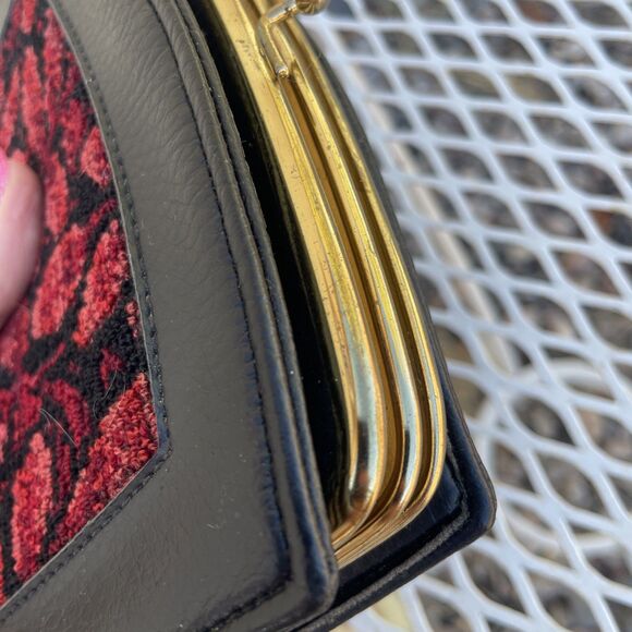 Vintage Tapestry Carpet Bag Red & Black Wallet 1960s Double Kiss Closure - Picture 8 of 8